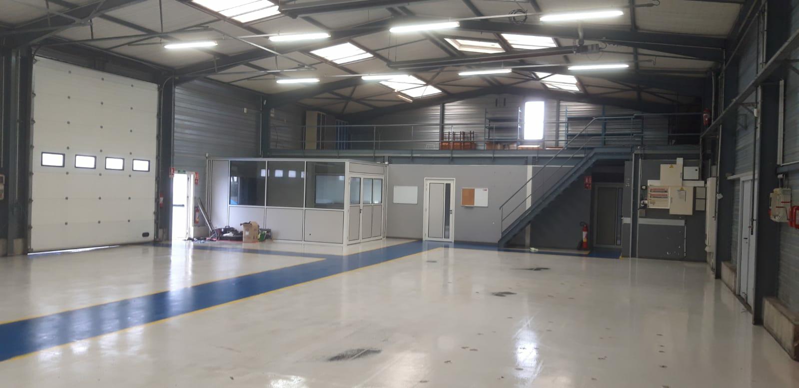 Local d'activité Saint-Branchs 555m² Vente local d'activité Saint-Branchs Indre-et-Loire OVACT2426590 5
